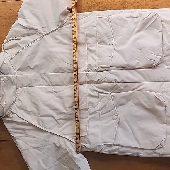 LIT Activewear Ivory Stouthearted Duck Down Jacket S read description - Picture 7 of 17